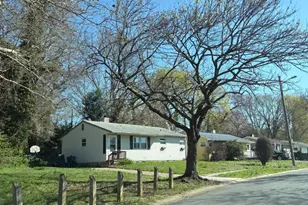 55 St John Dr, Wilmington, DE 19808 - Photo 2