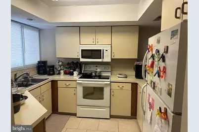 2404 Creekside Drive #52, Newark, DE 19711 - Photo 8