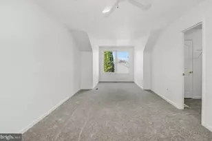 458 Sweetman Dr, Bear, DE 19701 - Photo 10