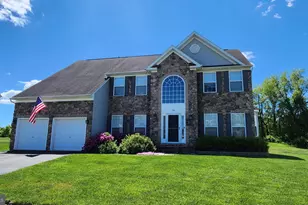 39 Calvarese Dr, Bear, DE 19701 - Photo 1