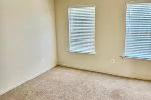 39 Calvarese Dr, Bear, DE 19701 - Photo 8