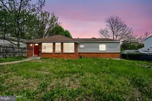408 9th St, New Castle, DE 19720 - Photo 2