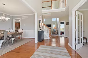 300 E Furrow Ln, Newark, DE 19702 - Photo 2
