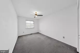 8 O Rourke Ct, Newark, DE 19702 - Photo 18