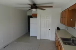 213 E 2nd St, New Castle, DE 19720 - Photo 6