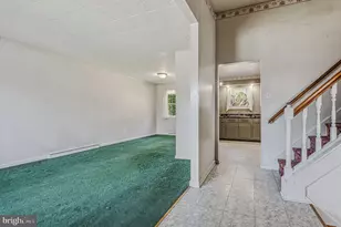 49 E Avon Dr, Claymont, DE 19703 - Photo 6