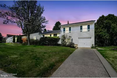 49 E Avon Drive, Claymont, DE 19703 - Photo 2