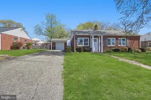 210 Bacon Ave, New Castle, DE 19720 - Photo 1