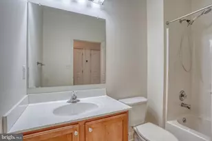 29 Devalinder Dr, Newark, DE 19702 - Photo 18