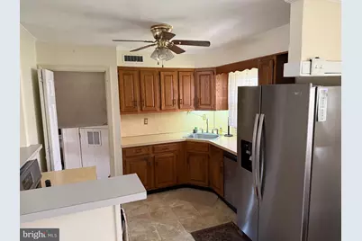 1313 Idlewood Road, Wilmington, DE 19805 - Photo 2