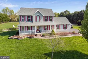 305 Garnet Ln, Smyrna, DE 19977 - Photo 2