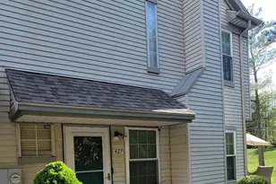 427 Stonebridge Blvd, New Castle, DE 19720 - Photo 2