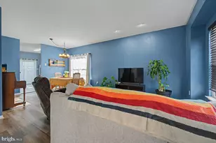 143 N Katrin Cir, New Castle, DE 19720 - Photo 4