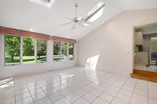 300 Suffolk Dr, Bear, DE 19701 - Photo 14