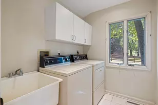 300 Suffolk Dr, Bear, DE 19701 - Photo 16