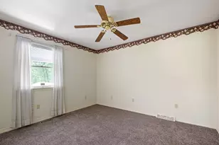 300 Suffolk Dr, Bear, DE 19701 - Photo 20
