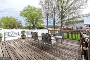2 Rossiter Cir, Newark, DE 19702 - Photo 40