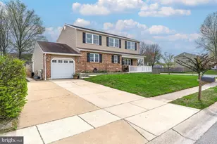 2 Rossiter Cir, Newark, DE 19702 - Photo 2