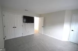 138 Creekside Ct, Newark, DE 19702 - Photo 6