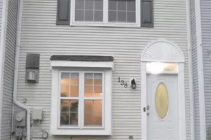 138 Creekside Ct, Newark, DE 19702 - Photo 2