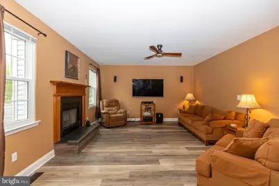 215 E Flagstone Drive, Newark, DE 19702 - Photo 6