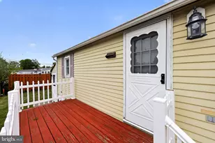 202 Minquadale Blvd, New Castle, DE 19720 - Photo 28