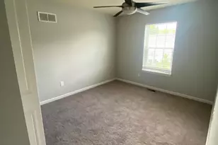 640 Jacobsen Cir, Newark, DE 19702 - Photo 8