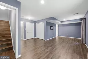 321 Ava Dr, New Castle, DE 19720 - Photo 2
