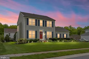 11 Buttonwood Ct, Newark, DE 19702 - Photo 2