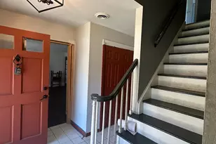 93 S Skyward Dr, Newark, DE 19713 - Photo 2