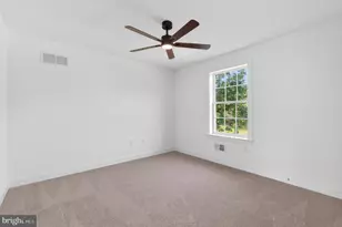 142 Talbot Dr, New Castle, DE 19720 - Photo 14