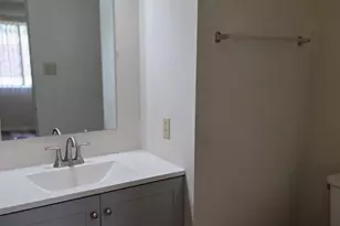 13 Honeysuckle Dr, Newark, DE 19702 - Photo 10