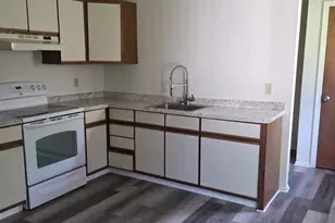 13 Honeysuckle Dr, Newark, DE 19702 - Photo 6