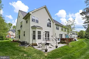 27 Forest Gate Ln, Wilmington, DE 19810 - Photo 2