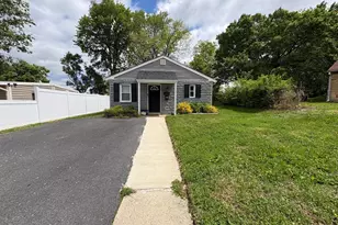 102 Oval Cir, Wilmington, DE 19801 - Photo 4