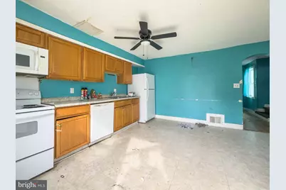 3110 W Court Avenue, Claymont, DE 19703 - Photo 6
