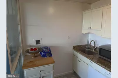 1401 Pennsylvania Avenue #1402, Wilmington, DE 19806 - Photo 16
