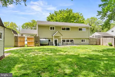 63 W Stephen Drive, Newark, DE 19713 - Photo 2