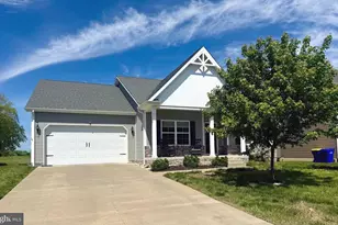 109 Abbigail Crossing, Townsend, DE 19734 - Photo 2
