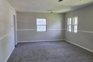 20 Chesterfield Dr, New Castle, DE 19720 - Photo 2