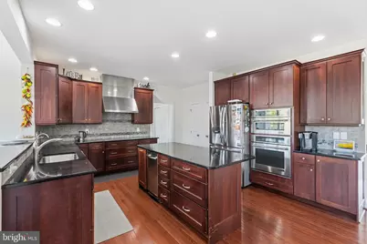 1422 Olmsted Drive, Bear, DE 19701 - Photo 2