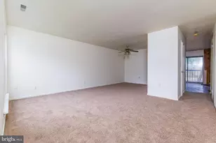 109 Germantown Ct, Newark, DE 19702 - Photo 2