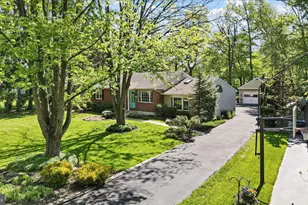 2002 Fairblue Ln, Wilmington, DE 19810 - Photo 2