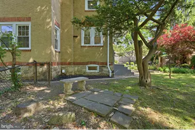 2042 Clark Street, Wilmington, DE 19805 - Photo 36