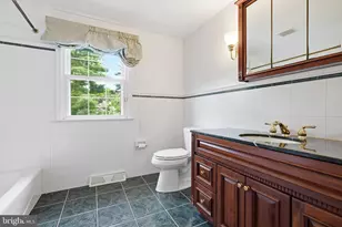 126 Dickinson Ln, Wilmington, DE 19807 - Photo 12