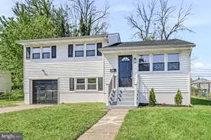 42 Briarcliff Dr, New Castle, DE 19720 - Photo 1
