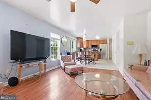 404 Pigeon View Ln, New Castle, DE 19720 - Photo 8