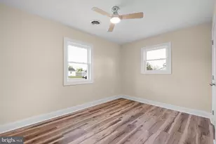 22 Memorial Dr, New Castle, DE 19720 - Photo 16