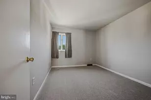27 Servan Ct, Wilmington, DE 19805 - Photo 14