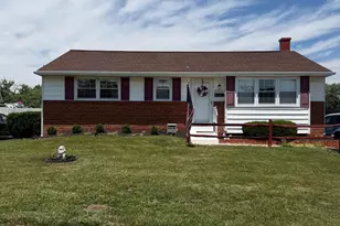 2302 Alister Dr, Wilmington, DE 19808 - Photo 2